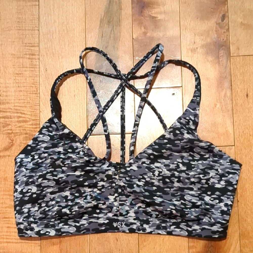 VSX Black and Gray Camp Strappy Sports Bra. Great Condition
